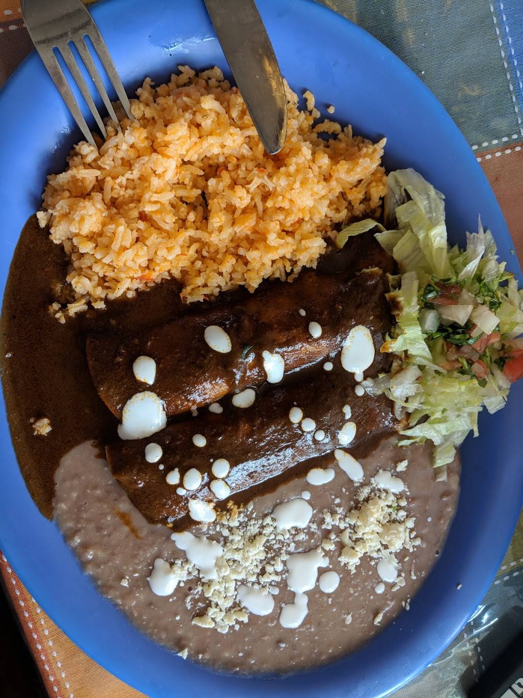 Las Parrillas Restaurant | restaurant | 3284 Middlefield Rd, Menlo Park, CA 94025, USA | 6503692040 OR +1 650-369-2040