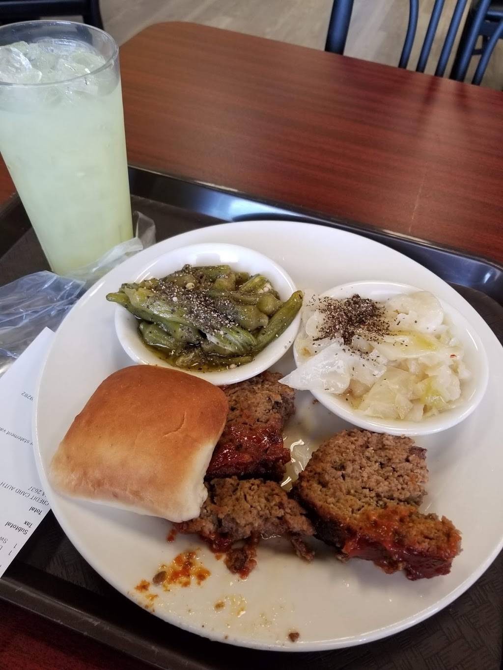 Alma Jeans Southern Kookin | restaurant | 122 Norfleet Dr, Senatobia, MS 38668, USA | 6623010066 OR +1 662-301-0066