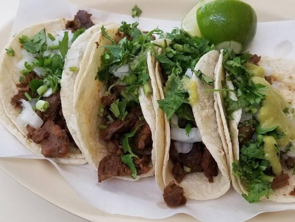 Tortilleria La Sabrocita | restaurant | 201 Dallas Dr, Denton, TX 76205, USA | 9403820452 OR +1 940-382-0452