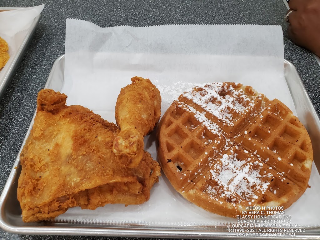 P.S. TWISTED FRIED CHICKEN & WAFFLES | restaurant | N Galleria Dr, Scotchtown, NY 10941, USA | 8456735961 OR +1 845-673-5961