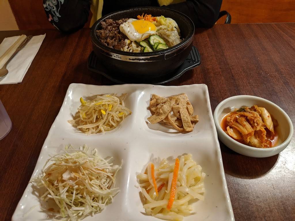 Kimchi Bistro | restaurant | 219 Broadway E, Seattle, WA 98102, USA | 2063234472 OR +1 206-323-4472