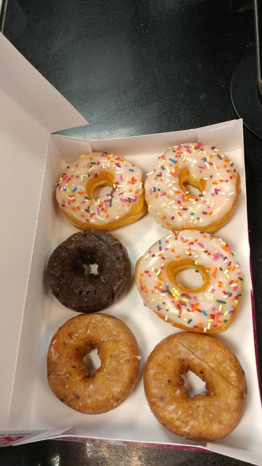 Dunkin Donuts | cafe | 6132 9th St N, St. Petersburg, FL 33703, USA | 7275268370 OR +1 727-526-8370