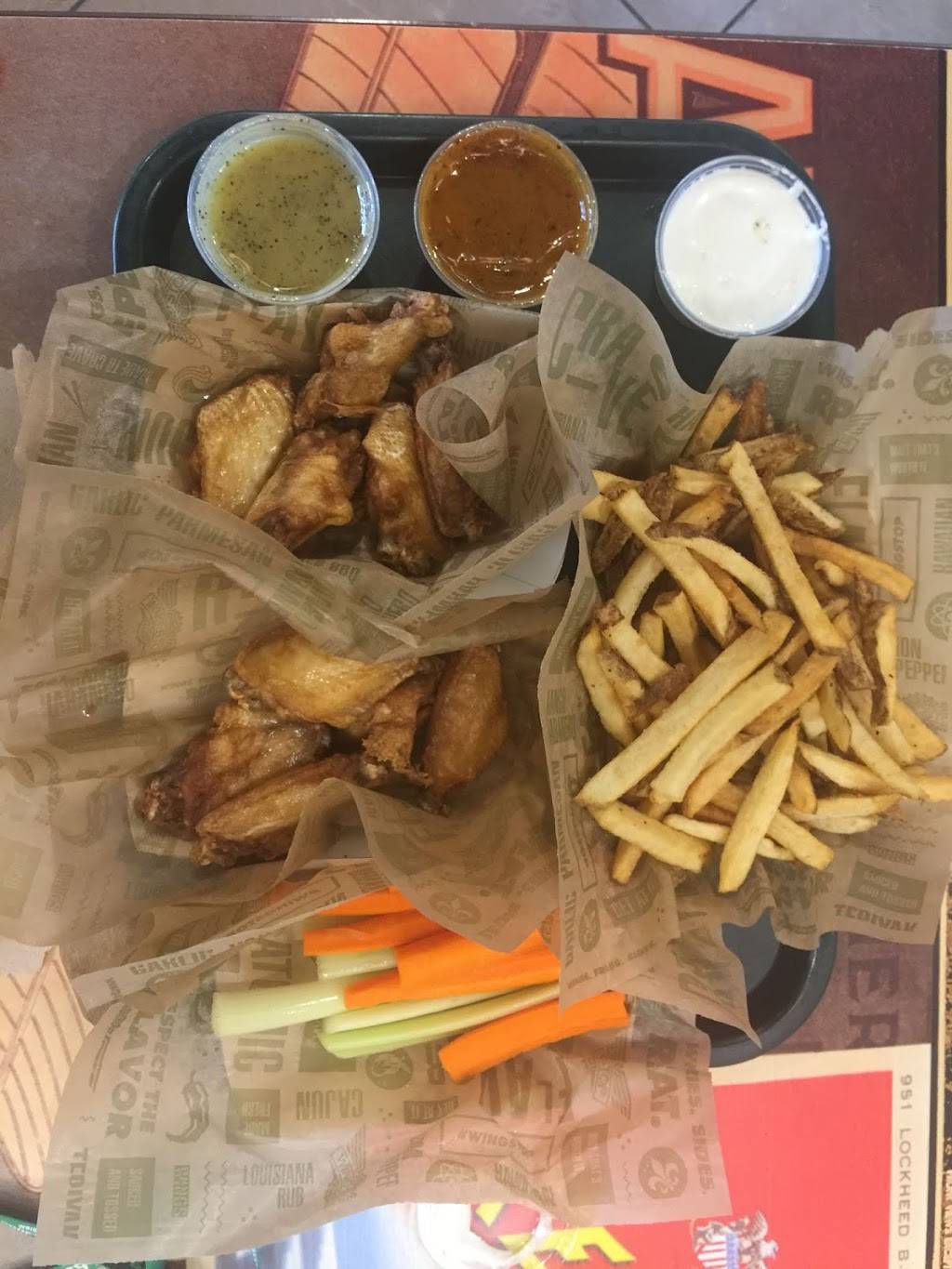 Wingstop | meal delivery | 3032 S Halsted St #106, Chicago, IL 60608, USA | 3123741338 OR +1 312-374-1338