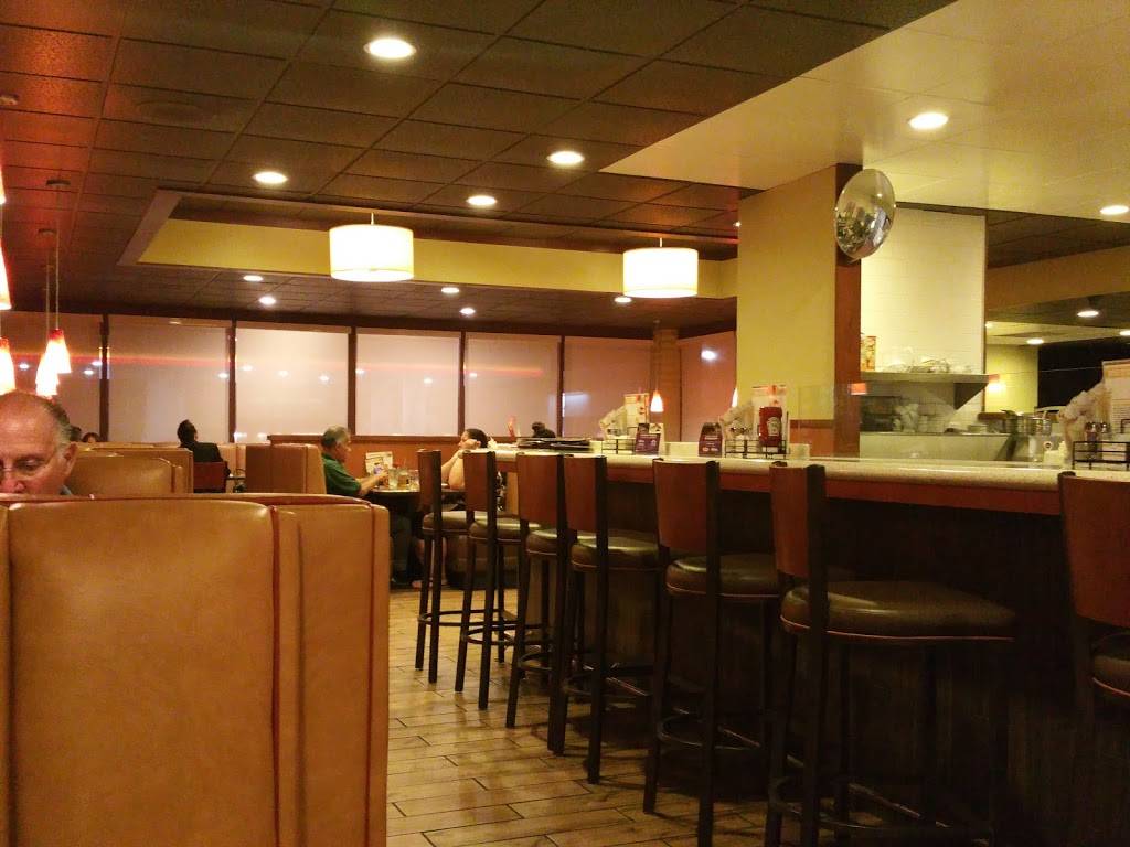 Dennys | restaurant | 2442 Highland Ave, Highland, CA 92346, USA | 9098622003 OR +1 909-862-2003