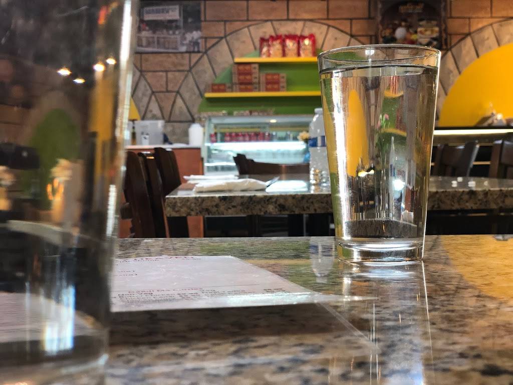 Dadi Maa Curry Heaven and Momo Hut | restaurant | 2234 W Walnut Hill Ln, Irving, TX 75038, USA | 9724570009 OR +1 972-457-0009