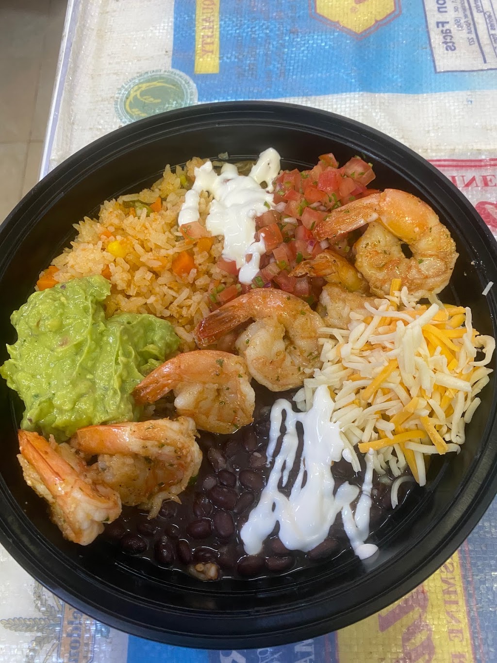 The Plaza Coffee Shop | restaurant | 40-45 235th St, Queens, NY 11363, USA | 7182252209 OR +1 718-225-2209