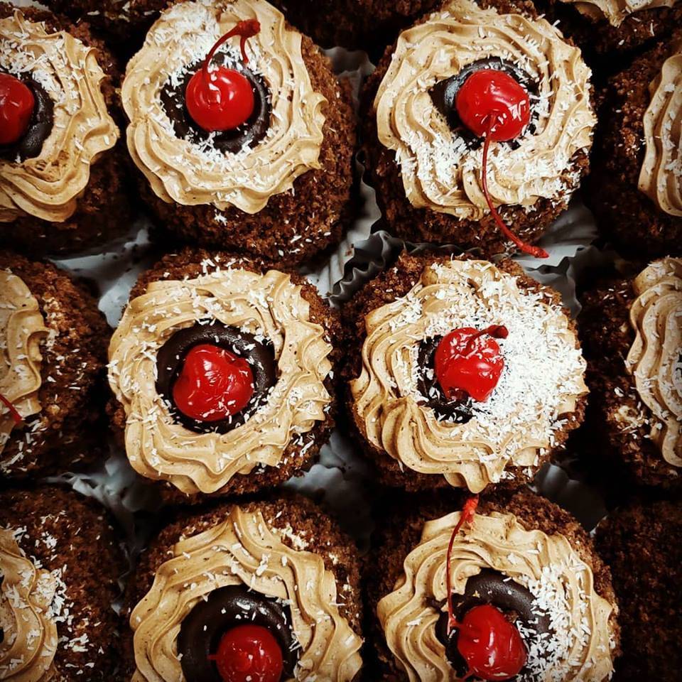 Yasha From Russia | bakery | 10240 N 32nd St, Phoenix, AZ 85028, USA | 6023476055 OR +1 602-347-6055