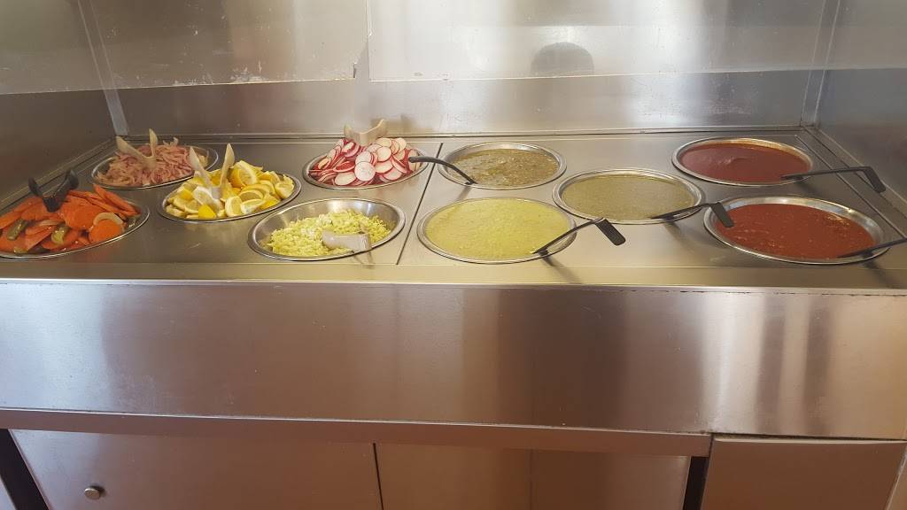 Salsitas | restaurant | 36 W Southern Ave, Phoenix, AZ 85041, USA | 6022762957 OR +1 602-276-2957