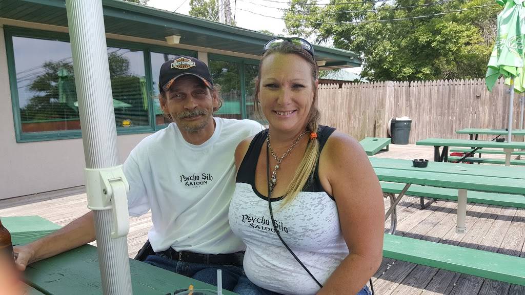 Landings At Henry Harbor LLC | restaurant | 210 Cromwell Dr, Henry, IL 61537, USA | 3093642181 OR +1 309-364-2181