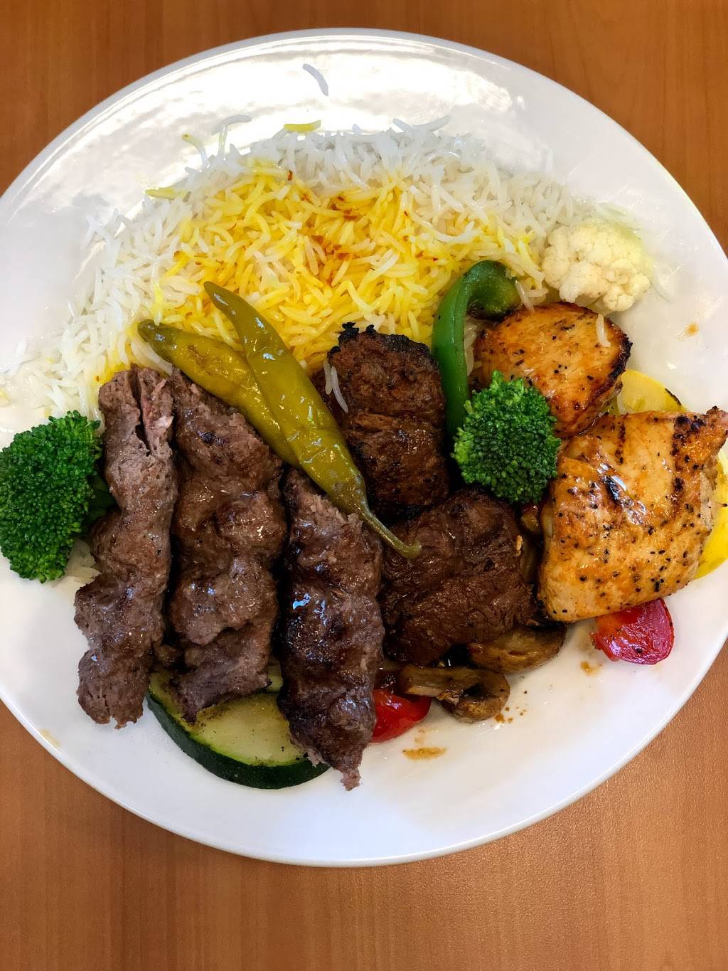 Saffron grill & deli | restaurant | 2300 W Division St, Arlington, TX 76012, USA | 8179871006 OR +1 817-987-1006