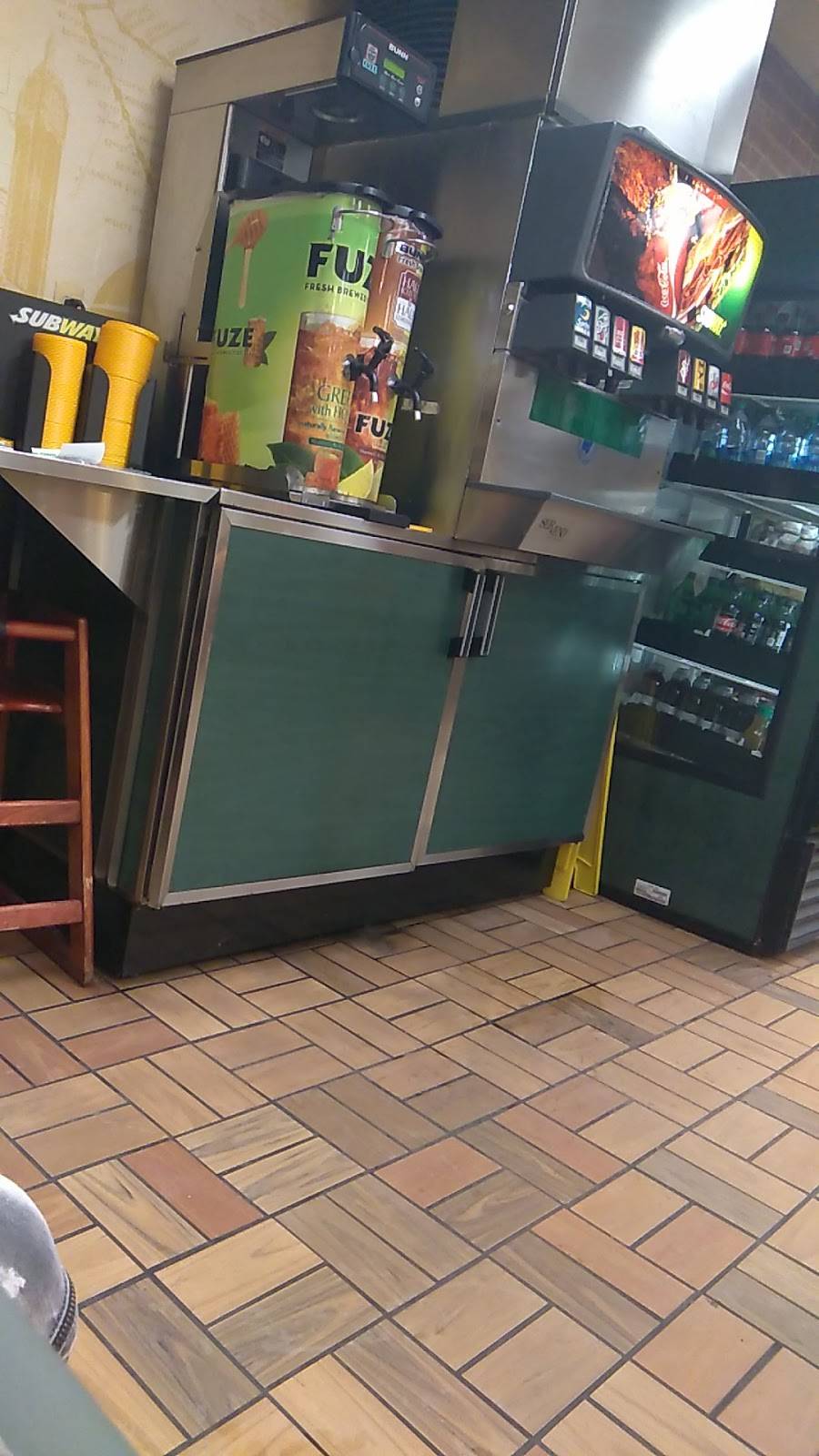 Subway | restaurant | 5605 S Telegraph Rd, Dearborn Heights, MI 48125, USA | 3132951401 OR +1 313-295-1401