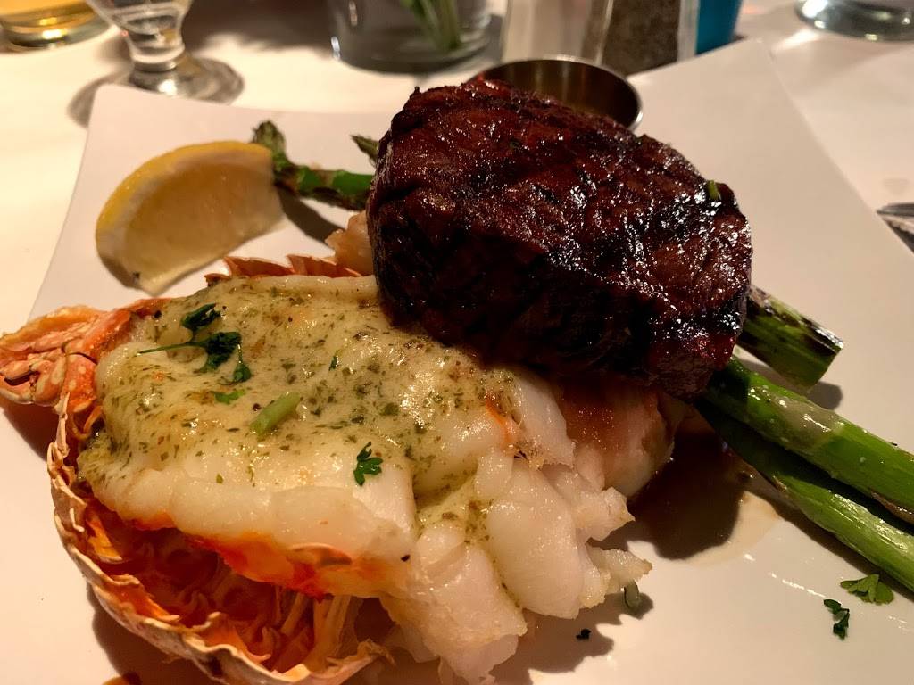 The Motown Bistro | restaurant | 2735 Russell St, Detroit, MI 48207, USA | 3135672811 OR +1 313-567-2811