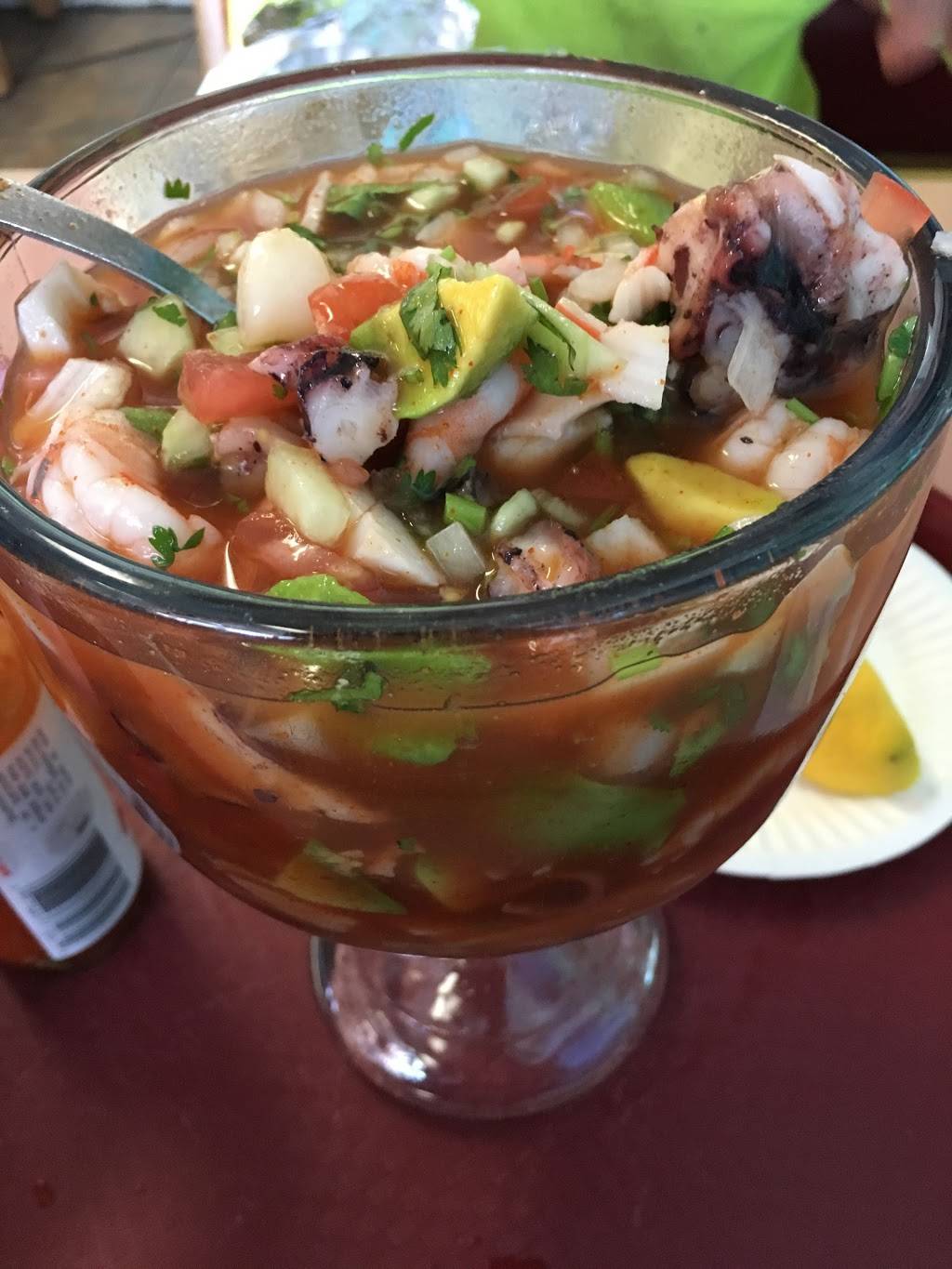 Tacos Xalisco | restaurant | 8188 Sierra Ave F, Fontana, CA 92335, USA | 9093550610 OR +1 909-355-0610