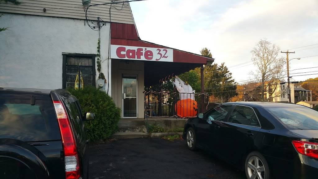 Cafe 32 | restaurant | 1151 NY-32, Wallkill, NY 12589, USA | 8455661223 OR +1 845-566-1223