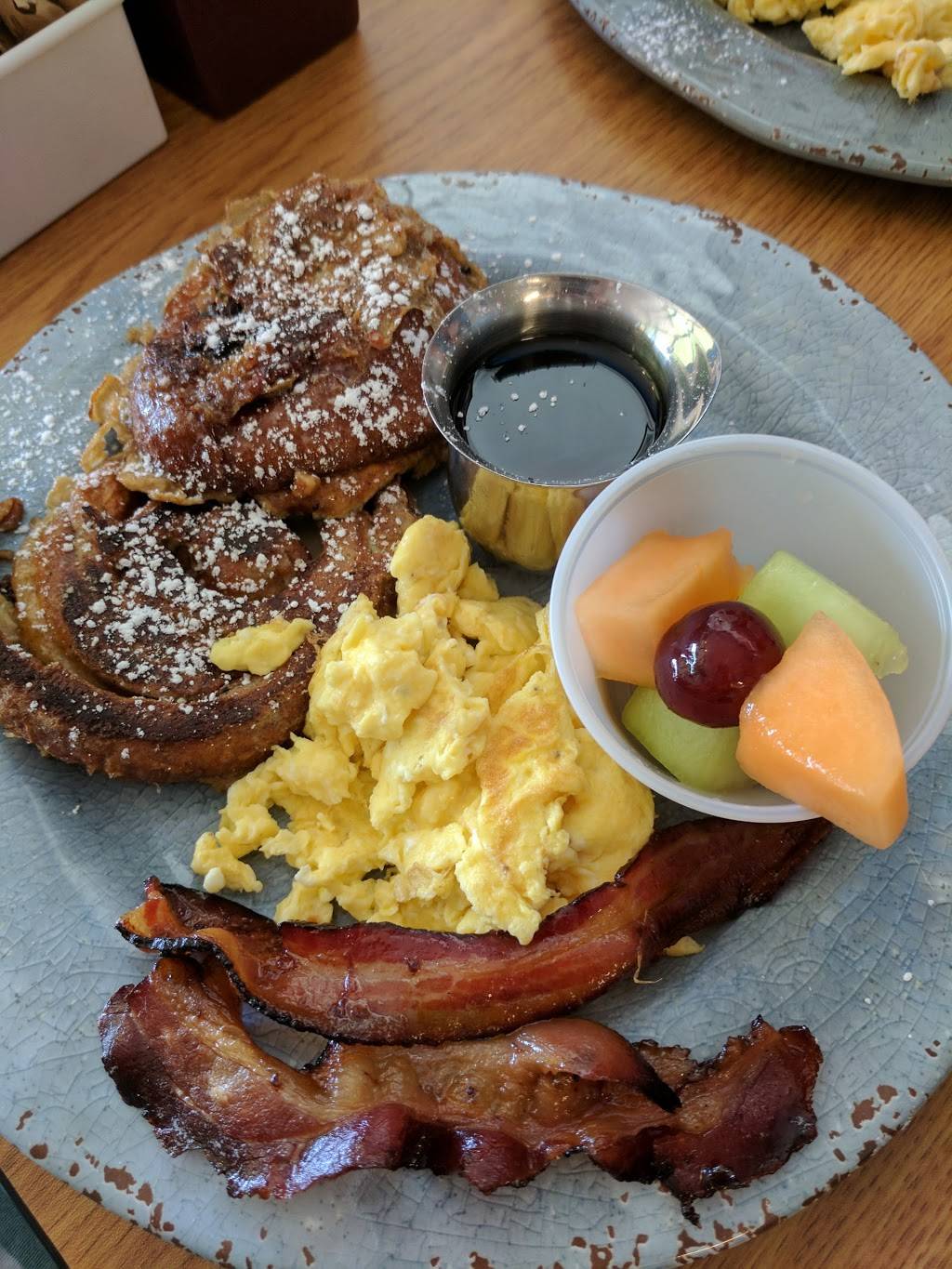 The Sticky Bun | restaurant | 1619 SE 3rd Ct, Deerfield Beach, FL 33441, USA | 7542125569 OR +1 754-212-5569