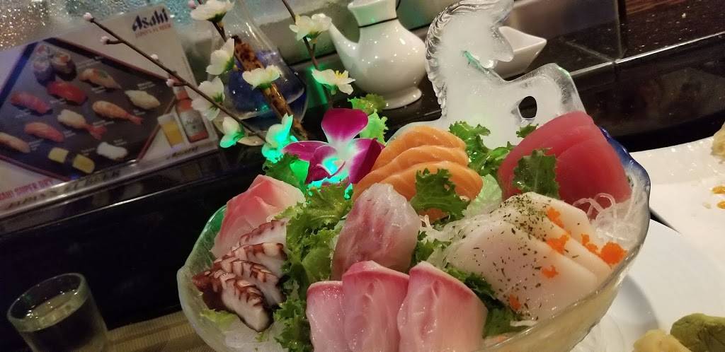 Eastgate Asian Bistro | restaurant | 25401 Eastern Marketplace Plaza Suite #130, Chantilly, VA 20152, USA | 7033278338 OR +1 703-327-8338