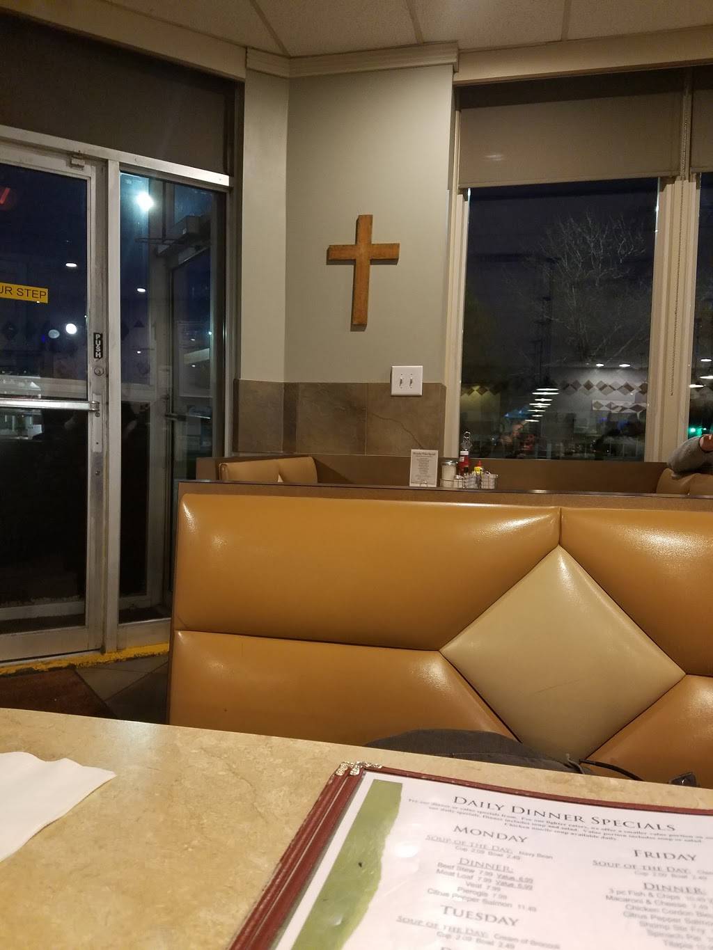 Andarys Grill & Deli | restaurant | 23447 Gratiot Ave, Eastpointe, MI 48021, USA | 5867734244 OR +1 586-773-4244