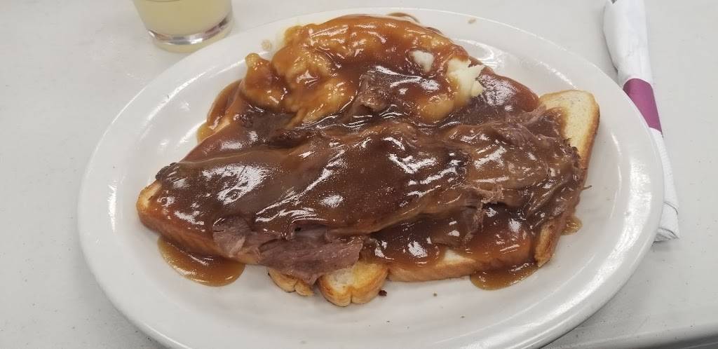 Applewood Restaurant | restaurant | 1515 S Main St, South Hutchinson, KS 67505, USA | 6202593155 OR +1 620-259-3155