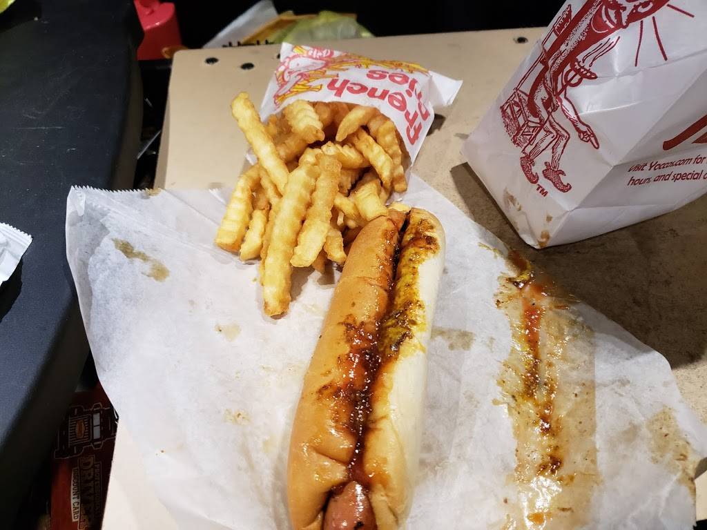 Yoccos The Hot Dog King | restaurant | 225 PA-100, Allentown, PA 18106, USA | 6103983939 OR +1 610-398-3939
