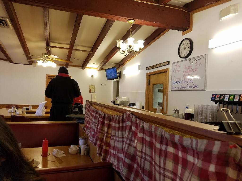 Jeanies Redwood Restaurant | restaurant | 2813 Washington Blvd, Belpre, OH 45714, USA | 7404237745 OR +1 740-423-7745