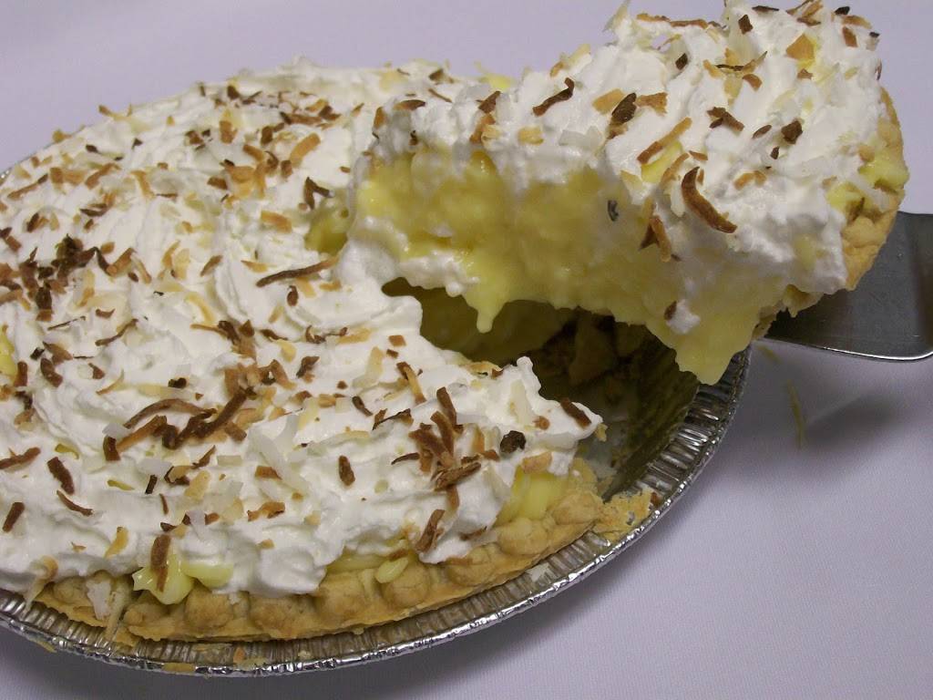 Binions Roadhouse | restaurant | 1565 4 Seasons Blvd, Hendersonville, NC 28792, USA | 8286930492 OR +1 828-693-0492