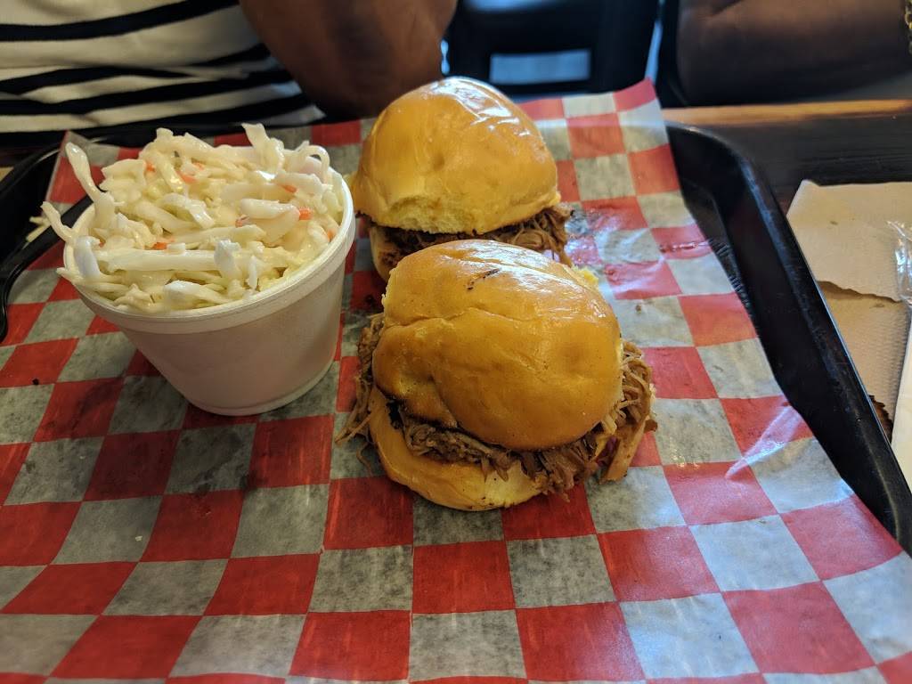 Eat Street BBQ Grill | restaurant | 23203 Columbus Rd Suite D, Columbus, NJ 08022, USA | 6093796869 OR +1 609-379-6869