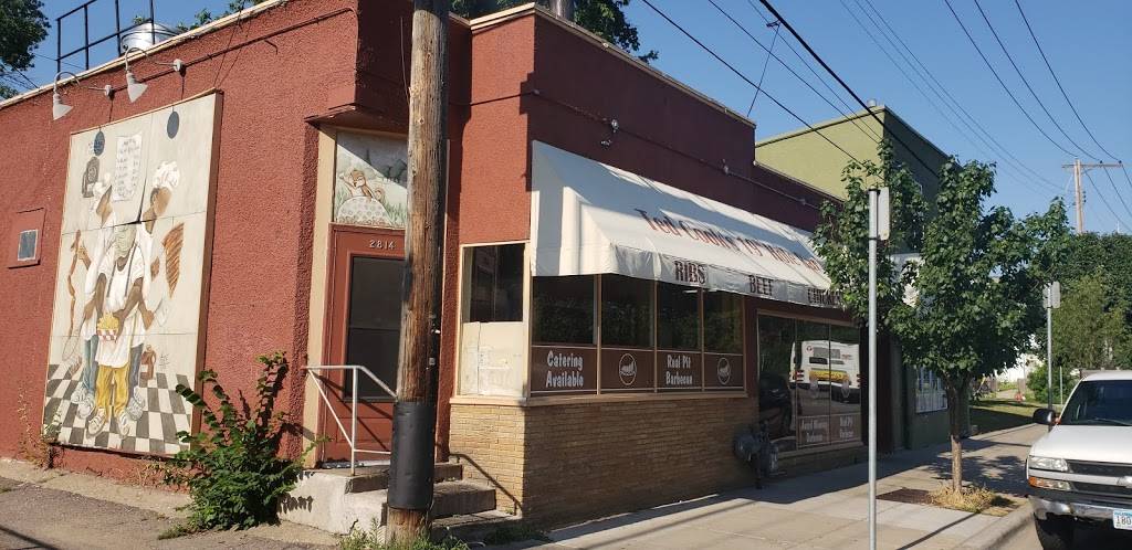 Ted Cooks 19th Hole BBQ | restaurant | 2814 E 38th St, Minneapolis, MN 55406, USA | 6127212023 OR +1 612-721-2023