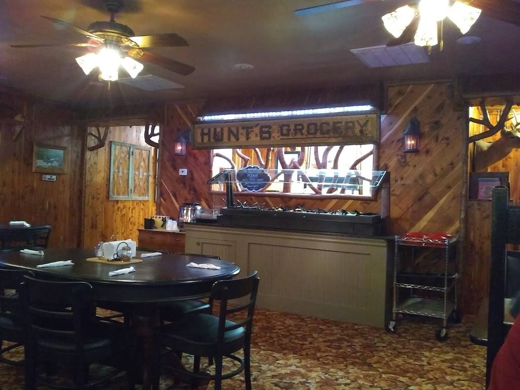 Carolyns Country Pizzeria | restaurant | 6788 IN-161, Gentryville, IN 47537, USA | 8125674444 OR +1 812-567-4444