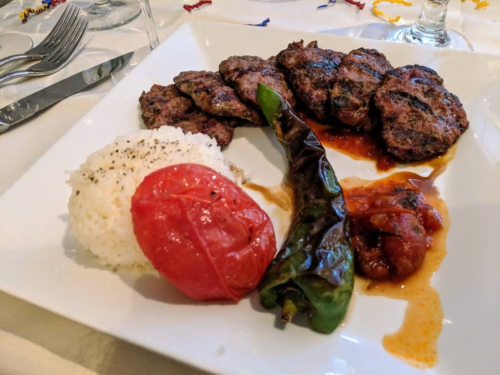 Adas Restaurant & Bar | restaurant | 5910 Phinney Ave N, Seattle, WA 98103, USA | 2069069554 OR +1 206-906-9554