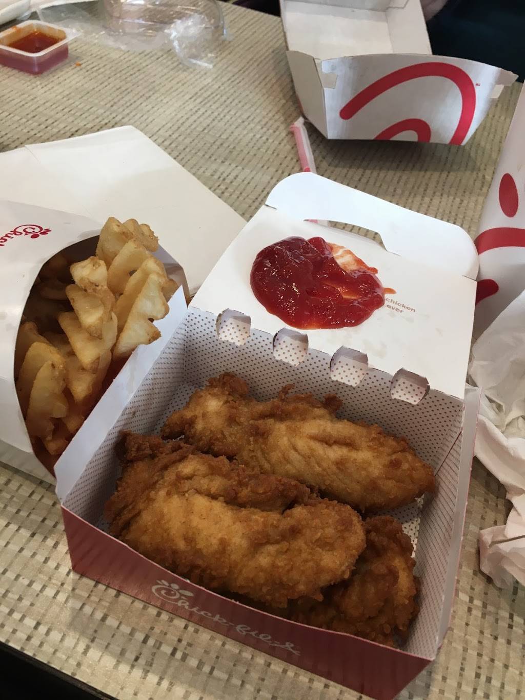 Chick-fil-A | restaurant | 3026 196th St SW, Lynnwood, WA 98036, USA | 4256737132 OR +1 425-673-7132