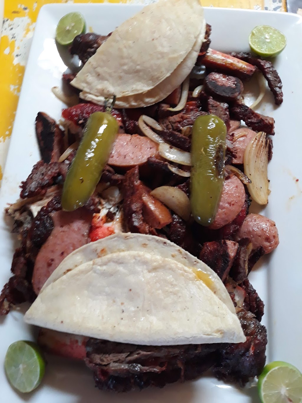 Pollos Asados La Choca | restaurant | 17545 N Farm To Market 88, Elsa, TX 78543, USA | 9563697645 OR +1 956-369-7645