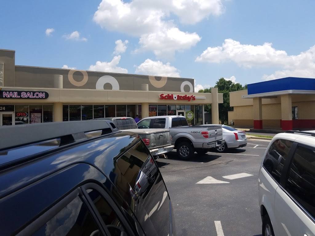 Schlotzskys | bakery | 4132 S Campbell Ave, Springfield, MO 65807, USA | 4178892445 OR +1 417-889-2445
