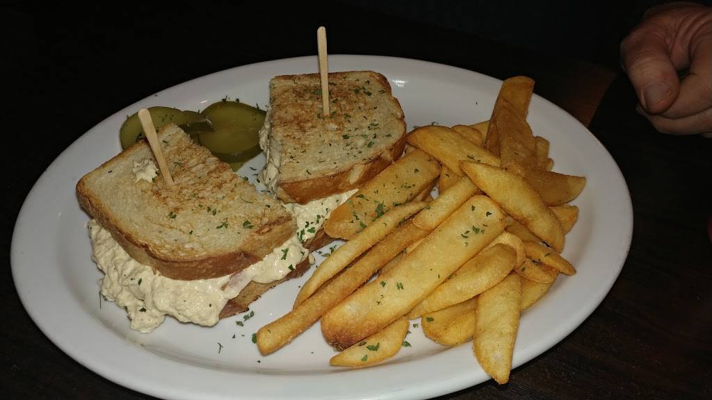 BIG SHOTZ BAR & GRILL | restaurant | W, 227 Pillsbury St, Lancaster, CA 93534, USA | 6619480115 OR +1 661-948-0115