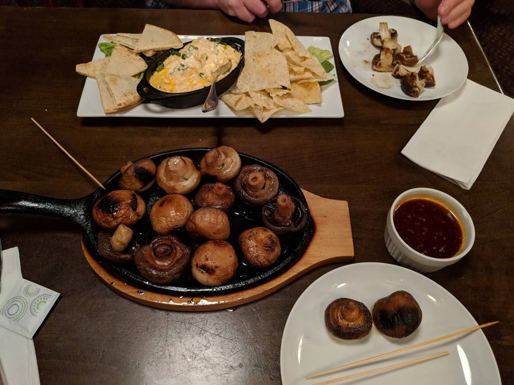 Simcoe Arms | restaurant | 140 Queensway East, Simcoe, ON N3Y 4W1, Canada | 5194285635 OR +1 519-428-5635