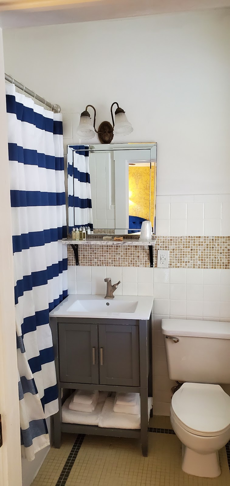 The Riverview Hotel & Spa | restaurant | 103 Flagler Ave, New Smyrna Beach, FL 32169, USA | 3864285858 OR +1 386-428-5858