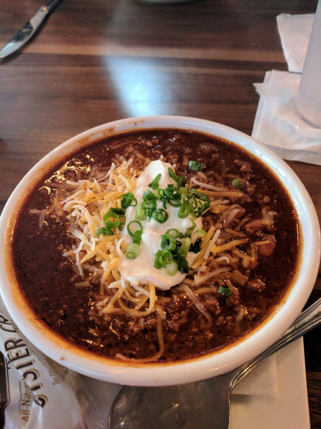 Five and Dime Ale House | restaurant | 901 W 36th St, Baltimore, MD 21211, USA | 4438352179 OR +1 443-835-2179