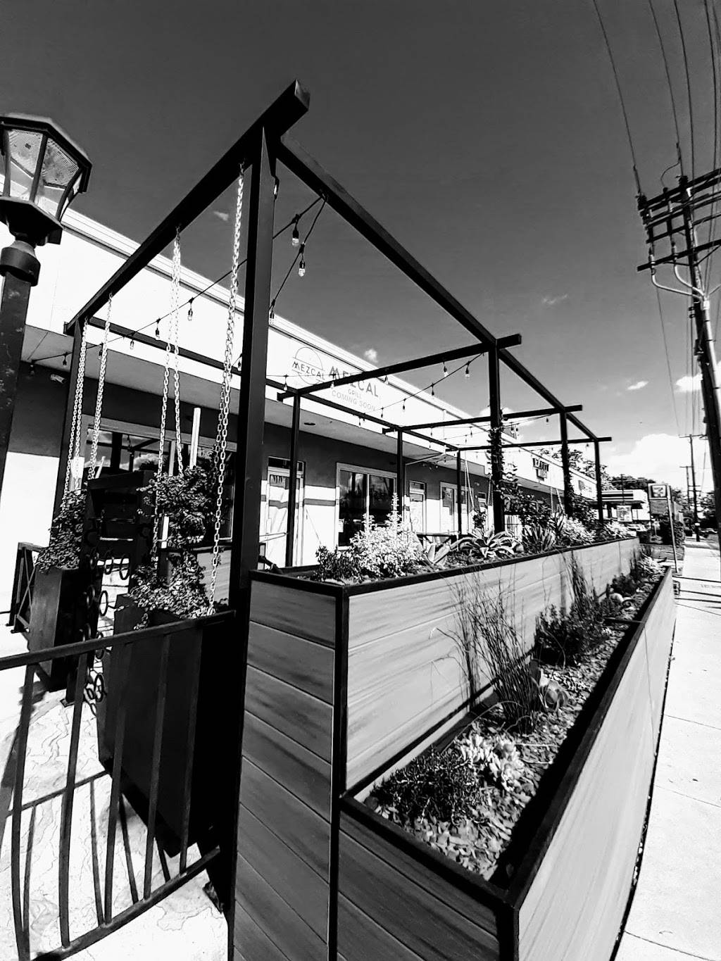 Mezcal Grill | restaurant | 5701 Broadway ste b, Sacramento, CA 95817, USA | 9166198766 OR +1 916-619-8766