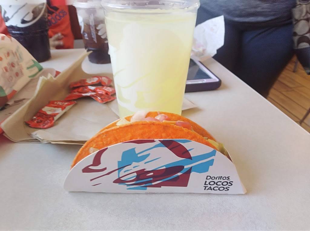 KFC | restaurant | 1650 Foxtrail Dr, Loveland, CO 80538, USA | 9706131150 OR +1 970-613-1150