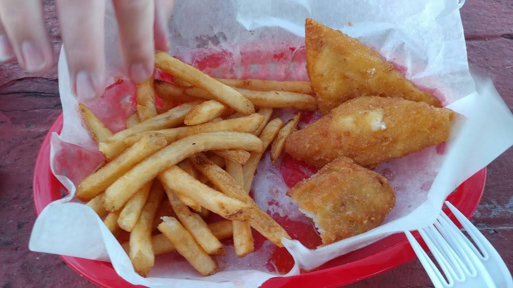 Hurricane Alleys | restaurant | 5 Boardwalk, Carolina Beach, NC 28428, USA | 9107070766 OR +1 910-707-0766