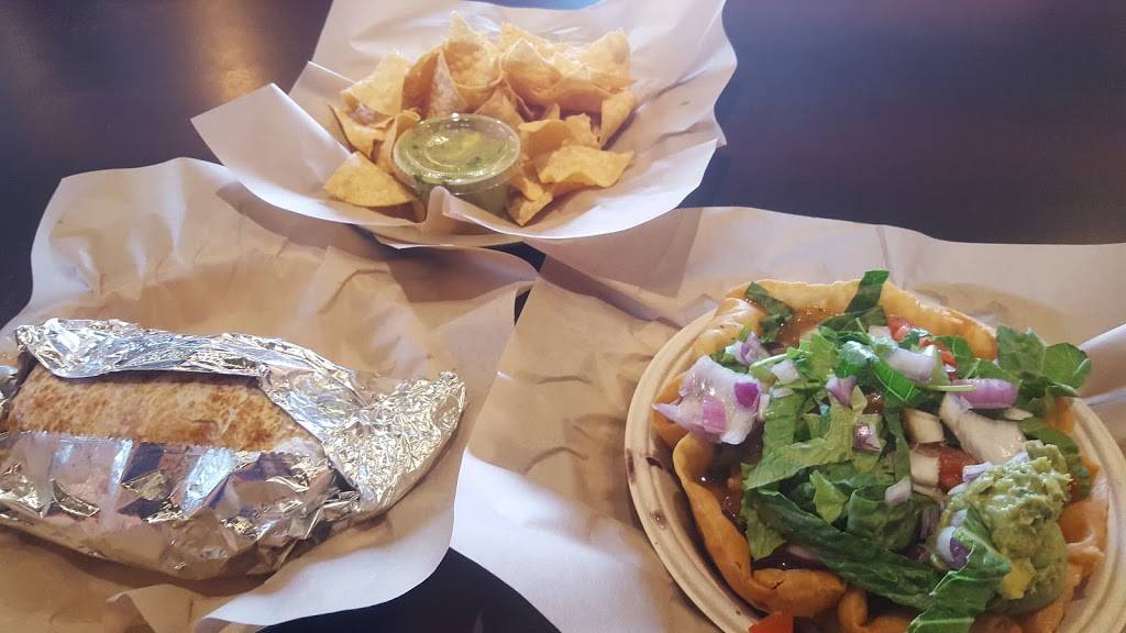 QDOBA Mexican Eats | restaurant | 5350 Harvey St Suite A, Muskegon, MI 49444, USA | 2317990502 OR +1 231-799-0502