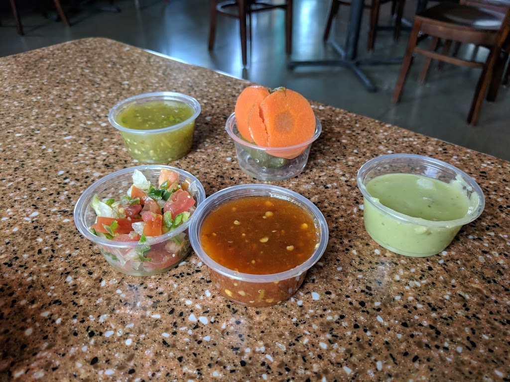 Gabbys | restaurant | 21172 CA-46, Lost Hills, CA 93249, USA | 6617979911 OR +1 661-797-9911