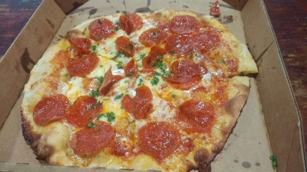 Firewood Café | restaurant | 1 Airport Dr, Oakland, CA 94621, USA | 5105633831 OR +1 510-563-3831