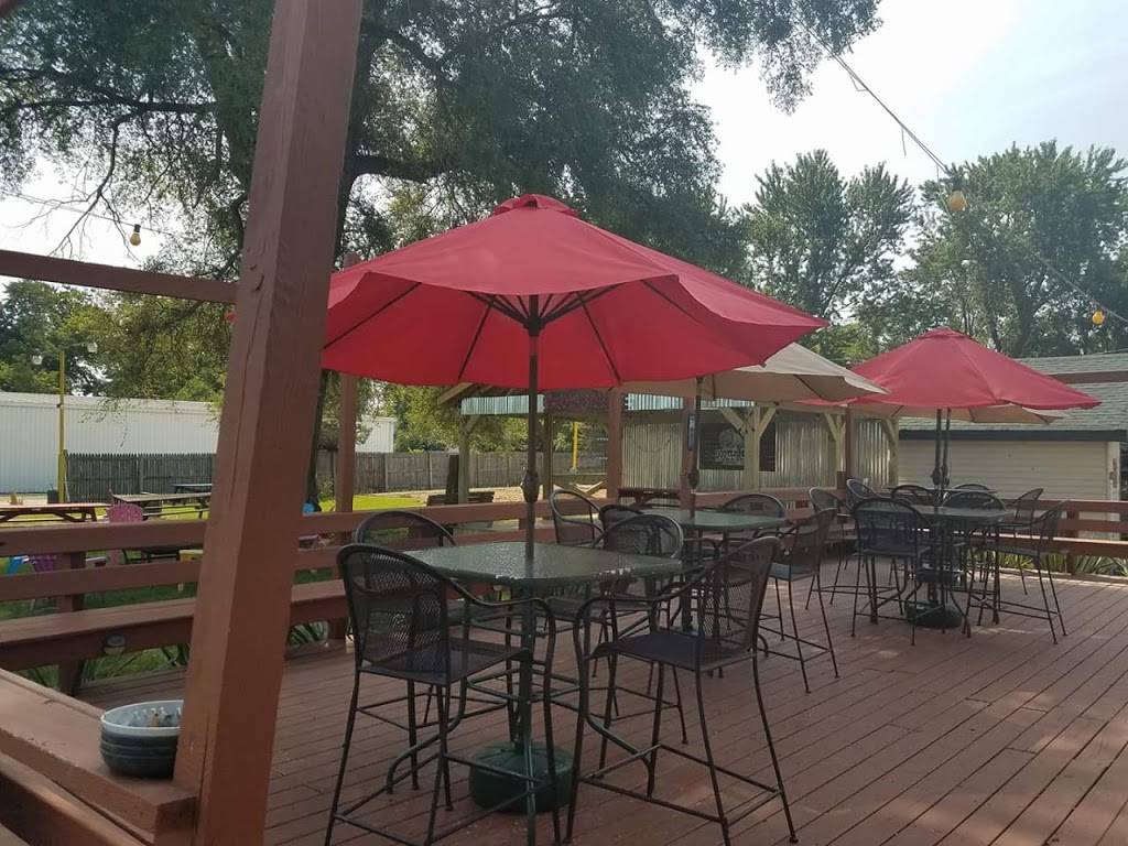 Bootleggers | restaurant | 25491 Old Grass Lake, Antioch, IL 60002, USA | 8473950050 OR +1 847-395-0050