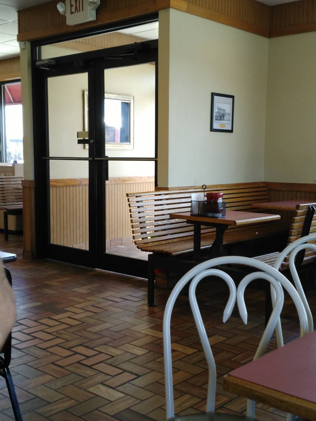 Dairy Queen Store | restaurant | 506 W Hondo Ave, Devine, TX 78016, USA | 8306635639 OR +1 830-663-5639