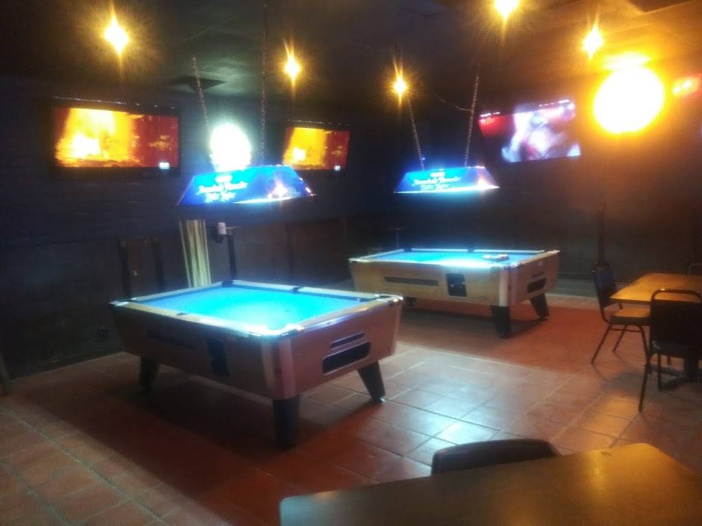 Rockin Cigar Bar & Grill @ EASTERN BLOC | restaurant | 2285 Trawood Dr, El Paso, TX 79935, USA | 9152624409 OR +1 915-262-4409