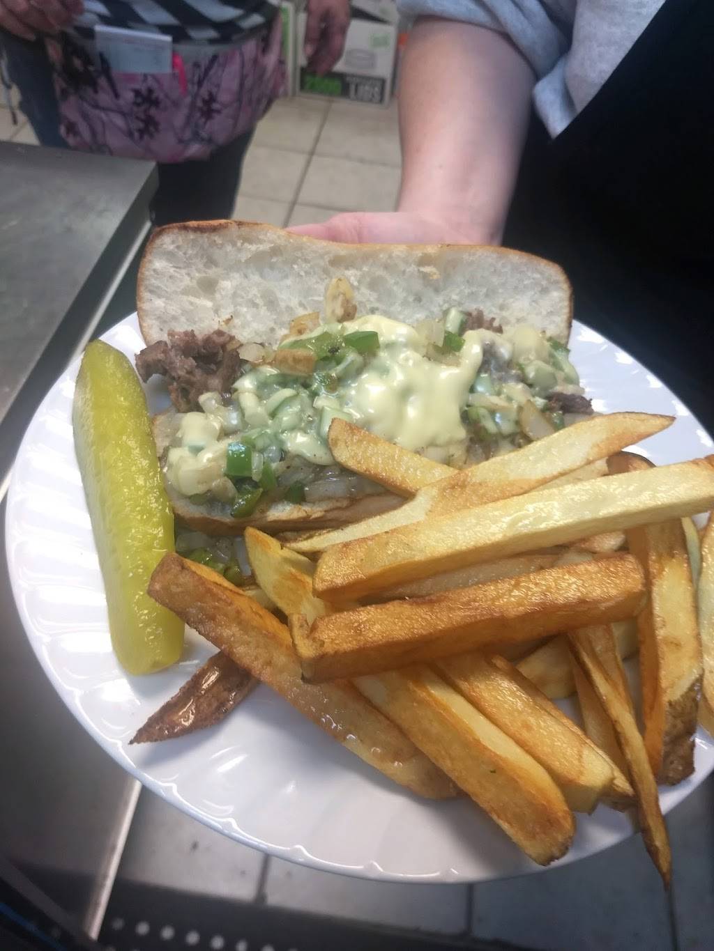 Karens Kafe And Stephanies Bar And Grill | restaurant | 520 Colorado Ave, Calhan, CO 80808, USA | 7193473267 OR +1 719-347-3267