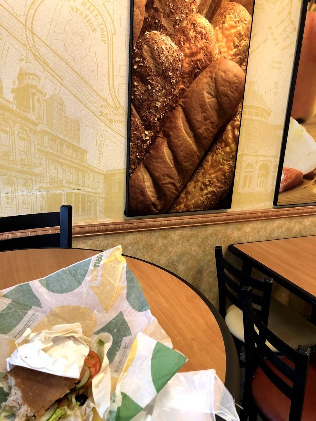Subway Restaurants | restaurant | 6920 Braddock Rd L, Annandale, VA 22003, USA | 7033540202 OR +1 703-354-0202