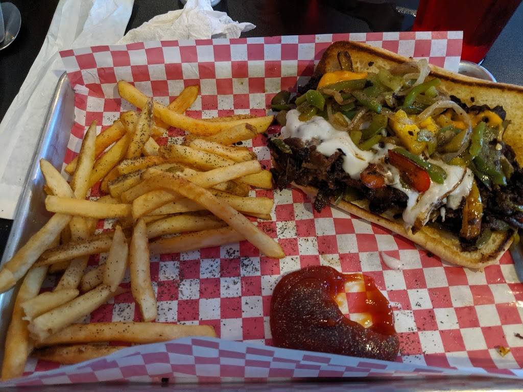 The Tap & Feed Shed | restaurant | 113 E 4th St, Hoyt, KS 66440, USA | 7854901999 OR +1 785-490-1999