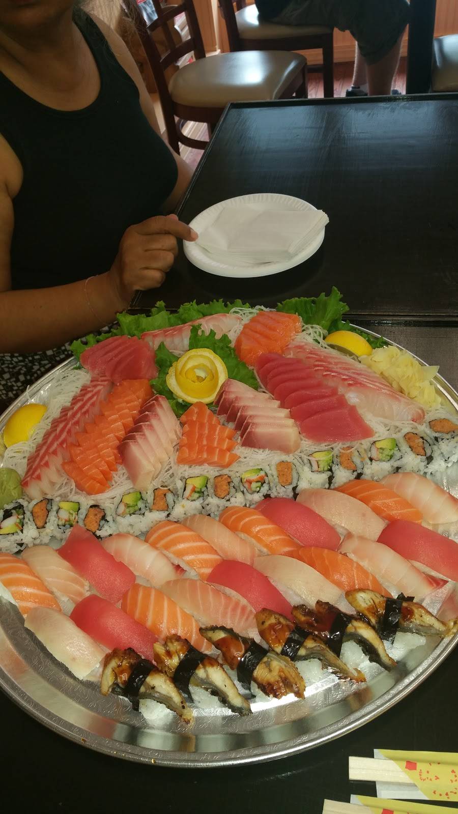 Sushi House | restaurant | 1562 Lemoine Ave, Fort Lee, NJ 07024, USA | 2019478884 OR +1 201-947-8884