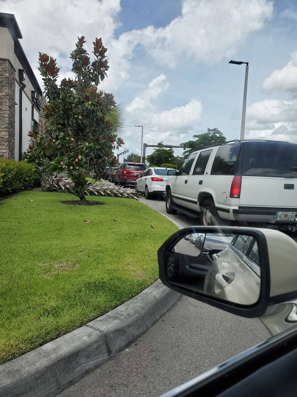 Starbucks | cafe | 3405 Forum Blvd, Fort Myers, FL 33905, USA | 2399360502 OR +1 239-936-0502